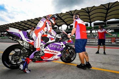 Live MotoGP 2023 / Sepang test day-1: Martin ahead of Bagnaia | FormulaPassion.it - Pledge Times