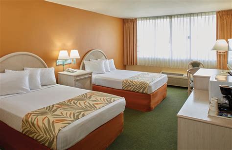 Airport Honolulu Hotel (Honolulu, HI) - Resort Reviews ...