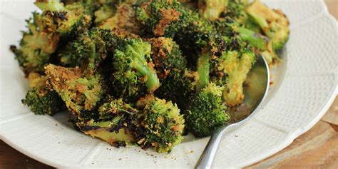 Stovetop-roasted Broccoli with Nutritional Yeast | Oregonian Recipes