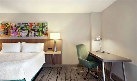 Hilton Garden Inn New Orleans, LA Hotel Rooms