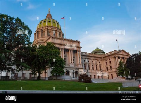 Pennsylvania capital building Stock Photo - Alamy