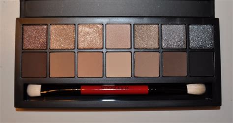 An Essential Eye Shadow Palette - Smashbox Full Exposure