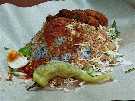 Breakfast @ Gelang Patah Usop Nasi Kerabu Kampung Ulu Pulai |Tony Johor Kaki Travels for Food ...