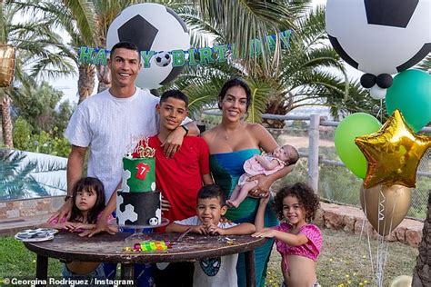 Cristiano Ronaldo gives a glimpse at his family life as he celebrates ...