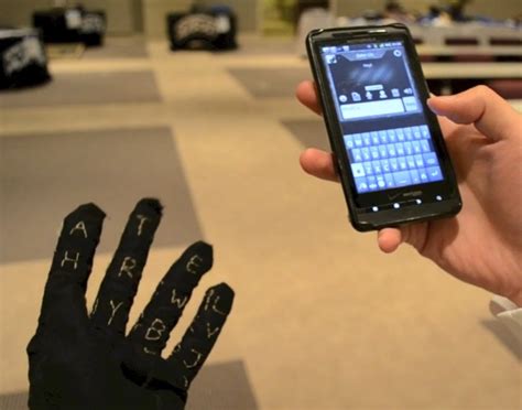 GAUNTLET keyboard glove lends you one handed typing capability for any Bluetooth device | AtCrux