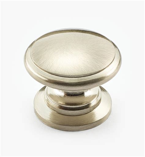 Cabinet Door Knob - Lee Valley Tools