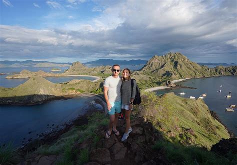 Padar Island, Hiking for Spectacular View - Komodo Touristic