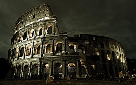 Roman Wallpaper Colosseum roman architecture