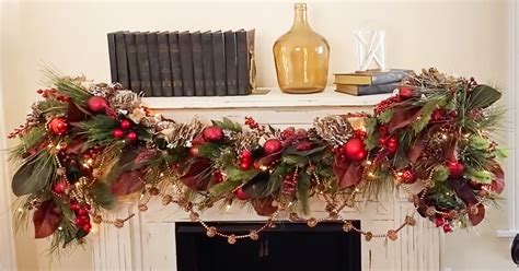 DIY Christmas Fireplace Mantel Garland