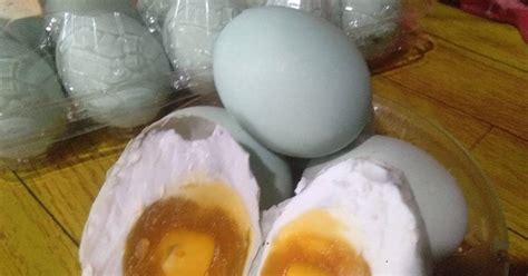 Resep Telur asin home made oleh fawwas dzaki - Cookpad