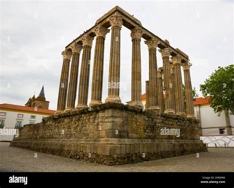 Roman Temple of Evora, Portugal Stock Photo - Alamy