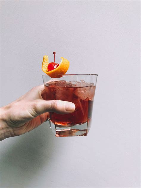 AMERICANO red vermouth | bitter Campari | soda water Campari And Soda, Toast Sandwich, Vermouth ...