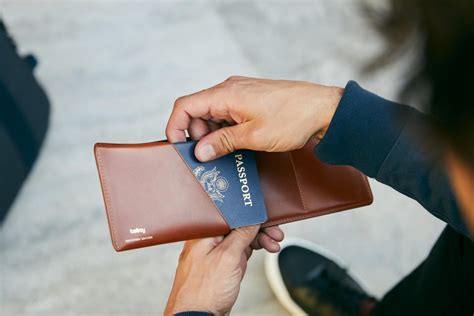 5 of the Best Bellroy Wallets | The Coolector