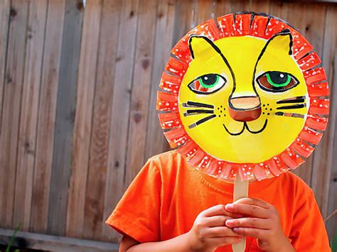 Gorgeous Paper Plate Lion Mask - Fun Crafts Kids