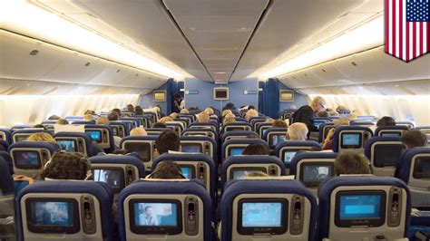 8 Photos United Boeing 777 Interior Photos And View - Alqu Blog