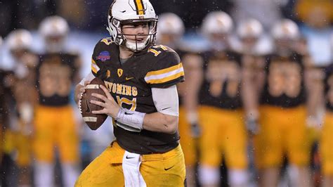 JOSH ALLEN Highlights || Wyoming Cowboys || Redshirt Sophomore - YouTube