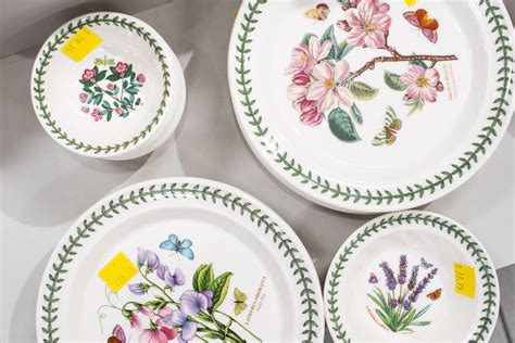 How Portmeirion’s Botanic Garden Dishes Took Over Kitchen Cabinets - Eater