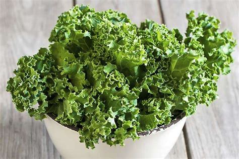 Kale: Contains many beneficial nutrients, but it's not a good idea to ...