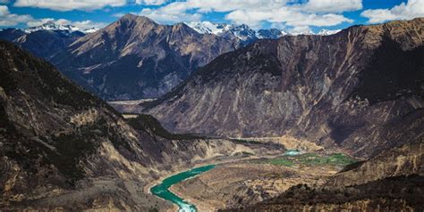 Yarlung Tsangpo Grand Canyon in Mainling County, Nyingchi: Nyingchi Tours, Attractions ...