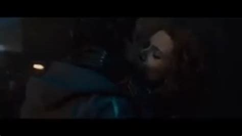 Hulk and Black Widow Kiss Scene -- Age of Ultron (2015) HD - YouTube