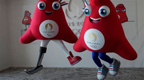 Paris 2024 Olympics, Paralympics mascot is a smiling hat