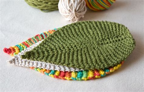 Leaves to Knit for Autumn – 16 free patterns – Grandmother's Pattern Book Knitted Washcloths ...