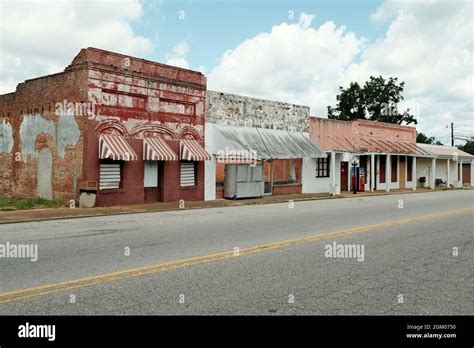 Empty downtown and closed businesses in a small rural town in Clio Alabama, USA Stock Photo - Alamy