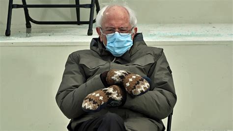 Bernie Sanders And His Mittens At Inauguration Are A Whole Damn Mood