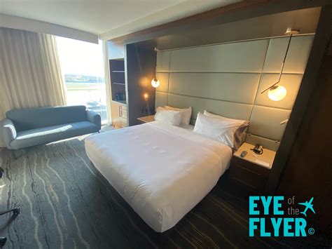 Room-Overview-InterContinental-MSP-Airport-Hotel-Review - Eye of the Flyer