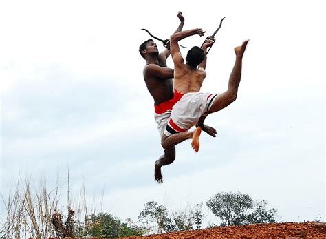 KERALA KALARIPAYATTU