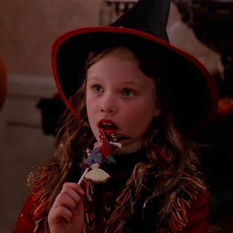 Hocus Pocus icons Dani | Hocus pocus, Halloween movies, Disney plus