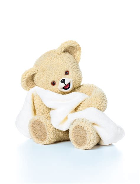 A SNUGGLY THROWBACK THURSDAY: SNUGGLE® BEAR CELEBRATES 30 YEARS OF SOFTNESS AND INNOVATION