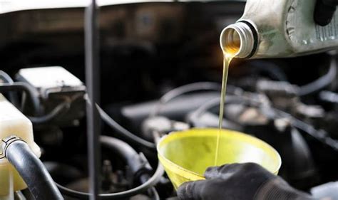 E10 fuel changes: Car SOS host says additives can protect ‘harmful’ petrol damage | Express.co.uk