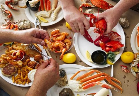 10 Best Seafood Restaurants in Naples - Fishmasters.com