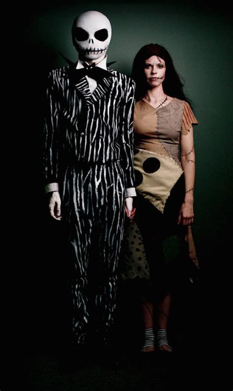 25 Chilling Tim Burton Costumes You Should Try This Halloween | Scary ...