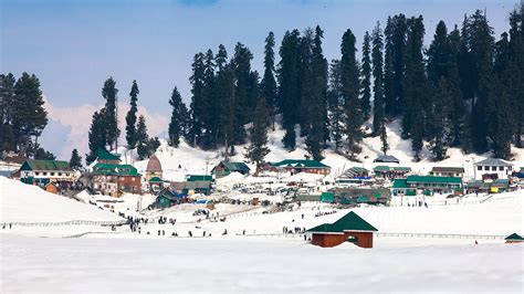 Best Winter Places to Visit in Jammu & Kashmir | Winter Weather & Climate Info