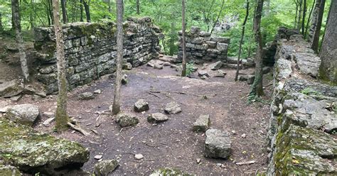 Old Stone Fort Loop Trail – TN Hike – August 2020 – CannaVenture®