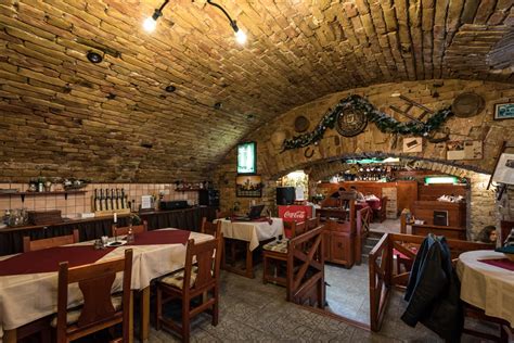 10 Hungarian restaurants where Hungarians go to eat in Budapest