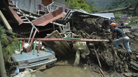 Colombia landslide kills more than 80 | CNN