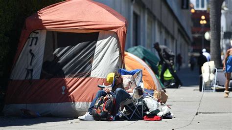 SHR Media: San Francisco Requires Poop Maps To Help Pedestrians Avoid Human Waste