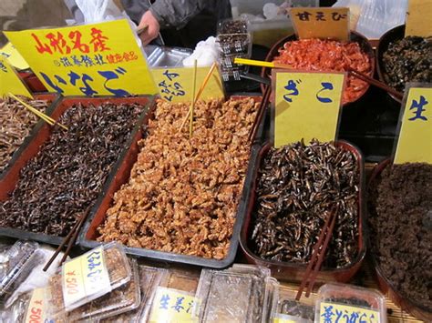 A Geek in Japan | Eating grasshoppers – Inago