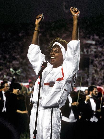 Famous moment in US History | Whitney houston, Whitney houston pictures, American anthem