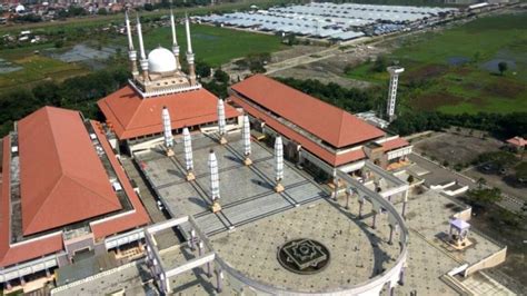 Ngabuburit dan Cari Takjil Buka Puasa di Masjid Agung Jawa Tengah, Bisa Sekaligus Belajar ...