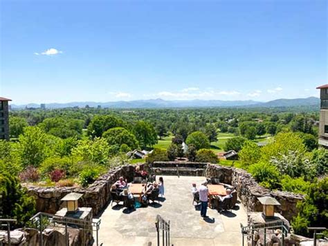 Your Guide to Visiting Asheville's Omni Grove Park Inn - When In Asheville