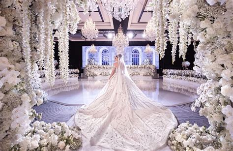 Wedded Wonderland - Wedding Inspiration and Directory. Bridal Style, Hair and Makeup.