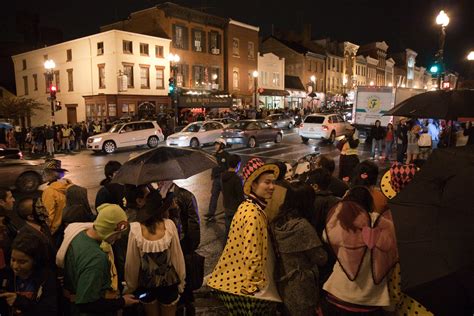 Crowds at Georgetown | Halloween 2009 - Georgetown, Washingt… | ep_jhu ...