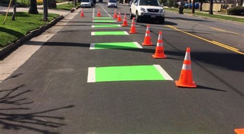 Green Bike Lane Paint | Textured Bicycle Lane Coatings