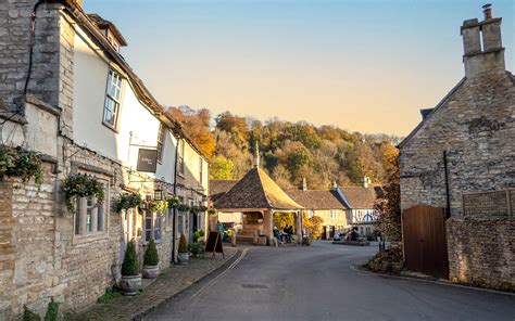 Castle Combe walk in the Cotswolds (6.2 miles circular)