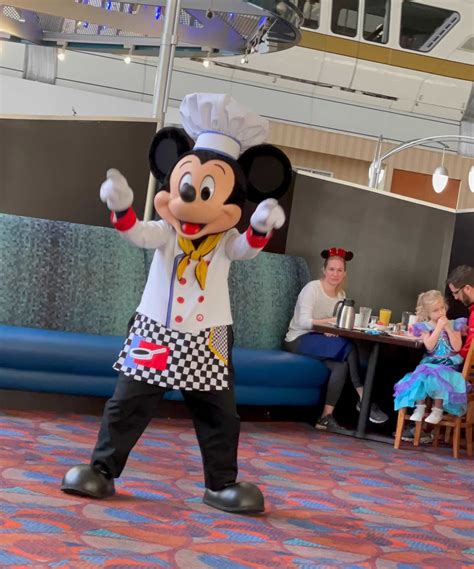 REVIEW: Characters Return to Chef Mickey’s at Disney’s Contemporary Resort, However New Food and ...