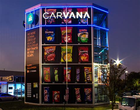 Carvana - Signs First Nashville